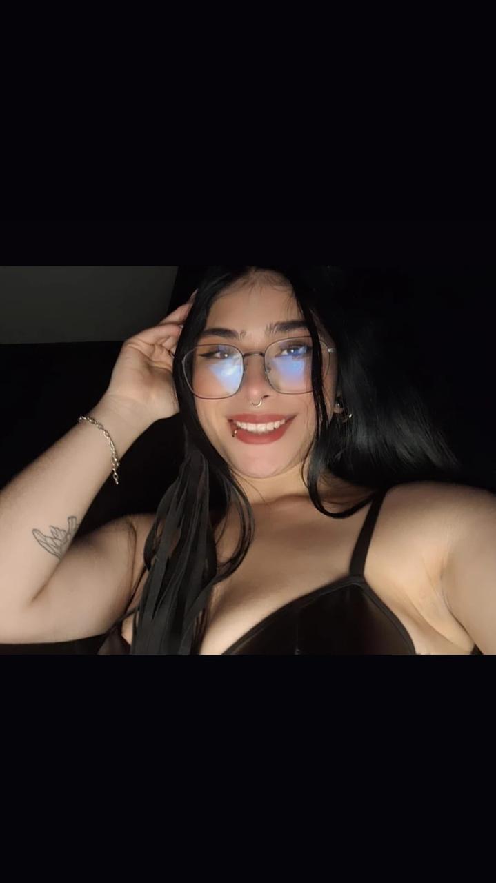 Artiest EmmaaColliins Foto 6