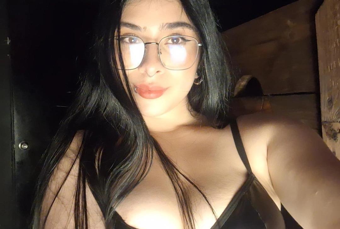 Artiest EmmaaColliins Foto 4