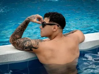 Image de profil du modèle de webcam Steven_Velez