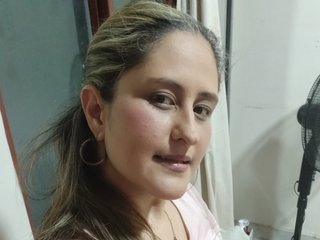 NoeliaCrush Profilbild des Cam-Modells