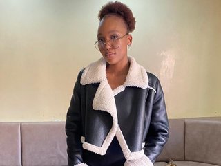 Image de profil du modèle de webcam SexyBrownShuga