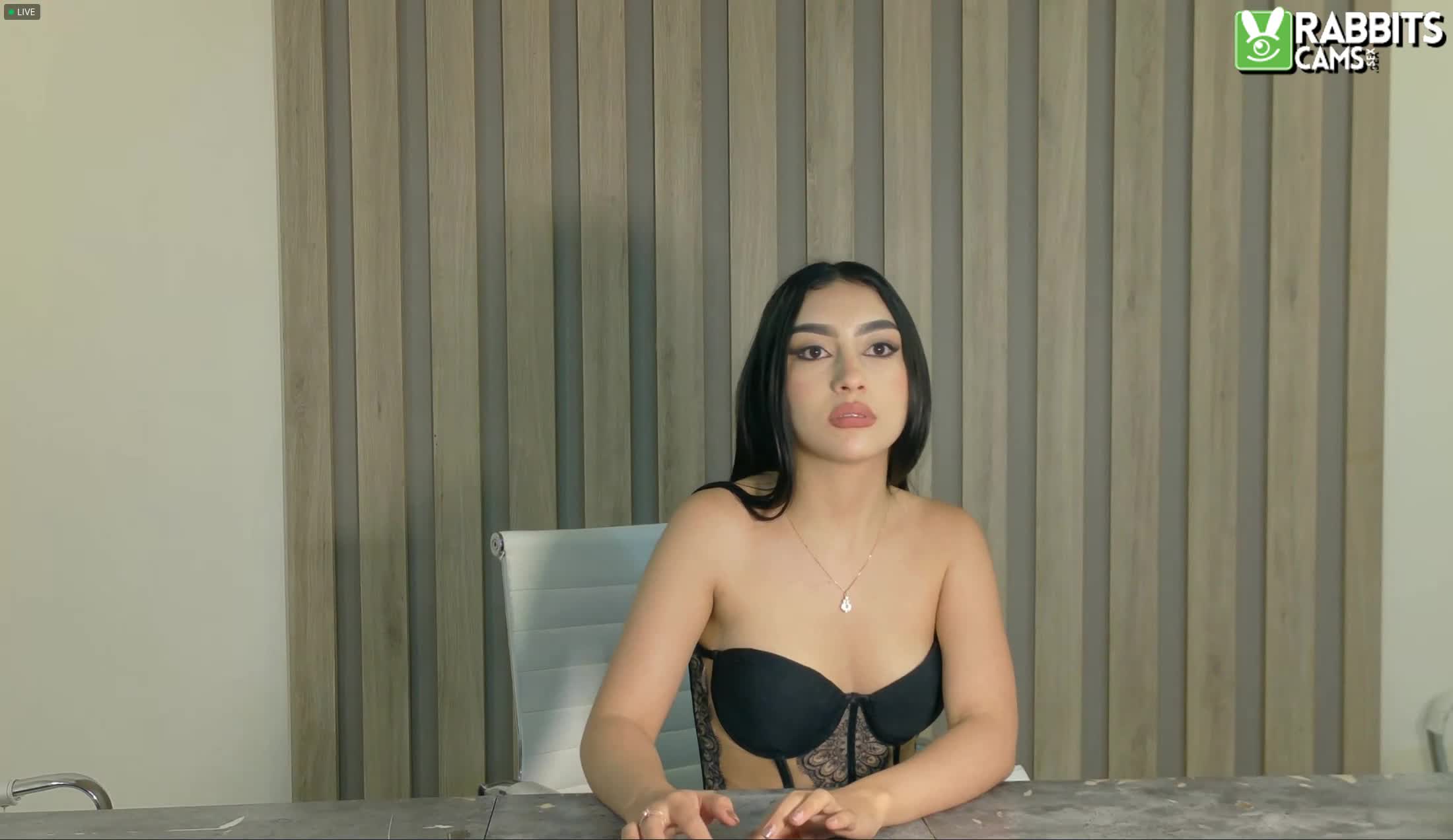 Artista AnnStone Video 1