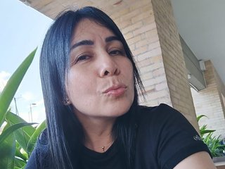 Yanella_10 Profilbild des Cam-Modells 