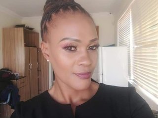 Image de profil du modèle de webcam PrettyBoobsxx