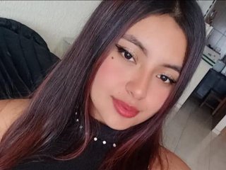 SophieCrimson_vc Profilbild des Cam-Modells 