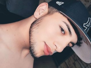 Imagen de perfil de modelo de cámara web de SEXXXXHARD69