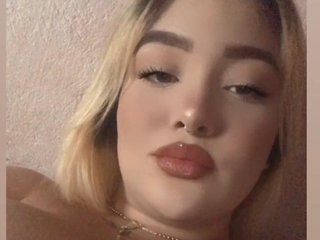 Imagen de perfil de modelo de cámara web de HilaryGlow