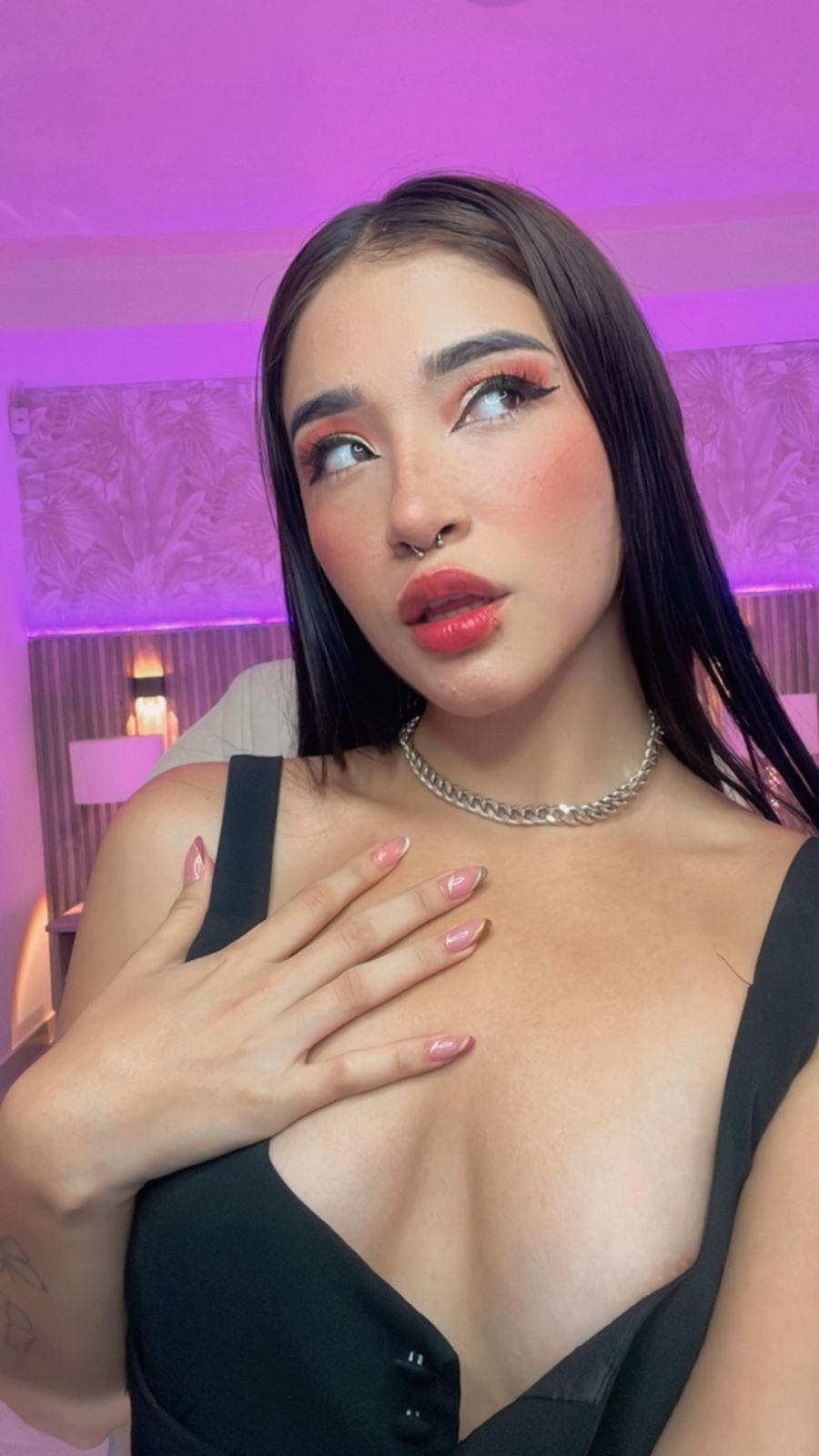 Performer antonellaagrayy Photo 1