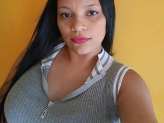 Image de profil du modèle de webcam CamiCherry