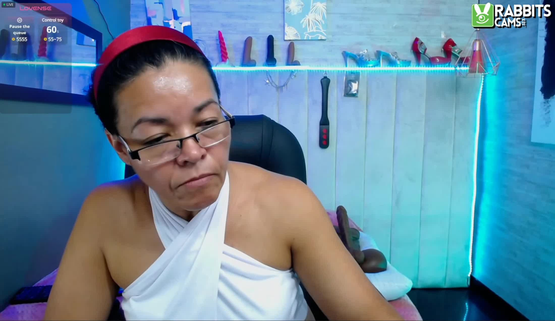 Artista MatureePure Video 1