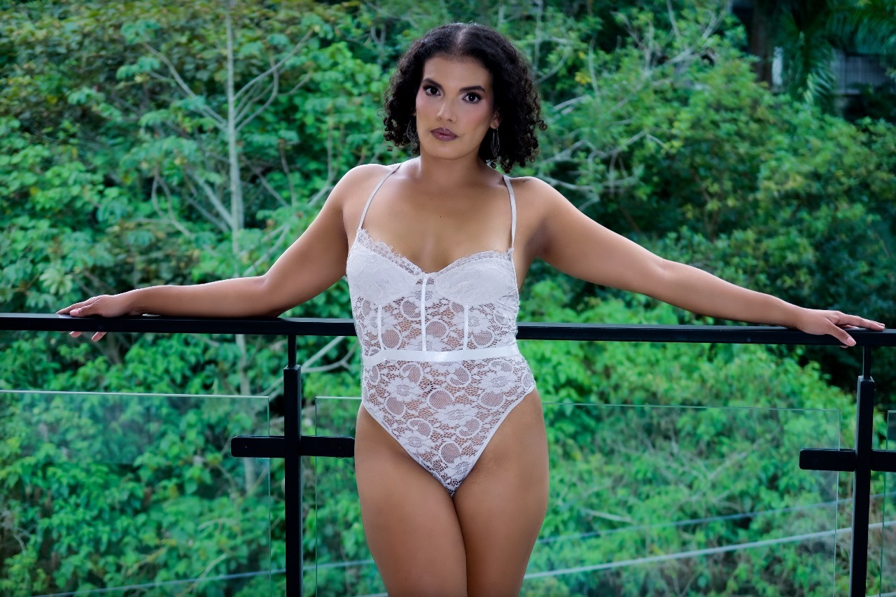 Interprète Milaa_Milf Photo 5