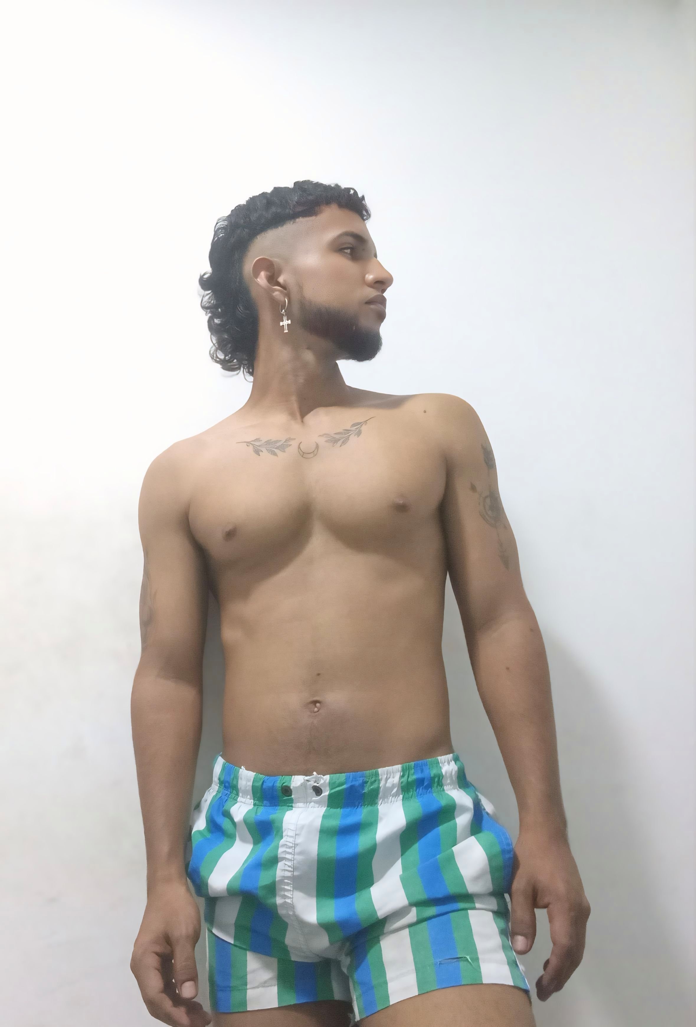 Performer Fetishandfetishlatin Photo 4