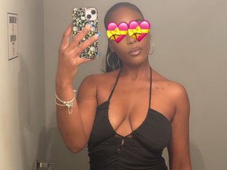 Imagen de perfil de modelo de cámara web de RachelMonroeXO25