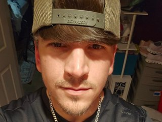 Ofcrstickem profielfoto van cam model 