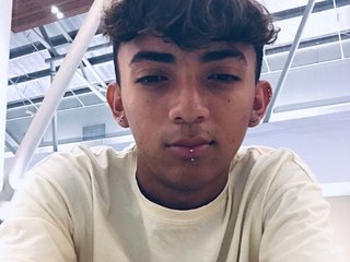the_boy_hot1 profielfoto van cam model 