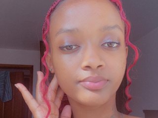 blaisejazmine cam model profile picture