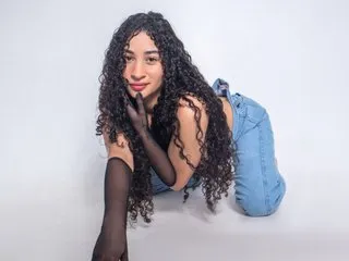 Imagen de perfil de modelo de cámara web de MilahLovee_s