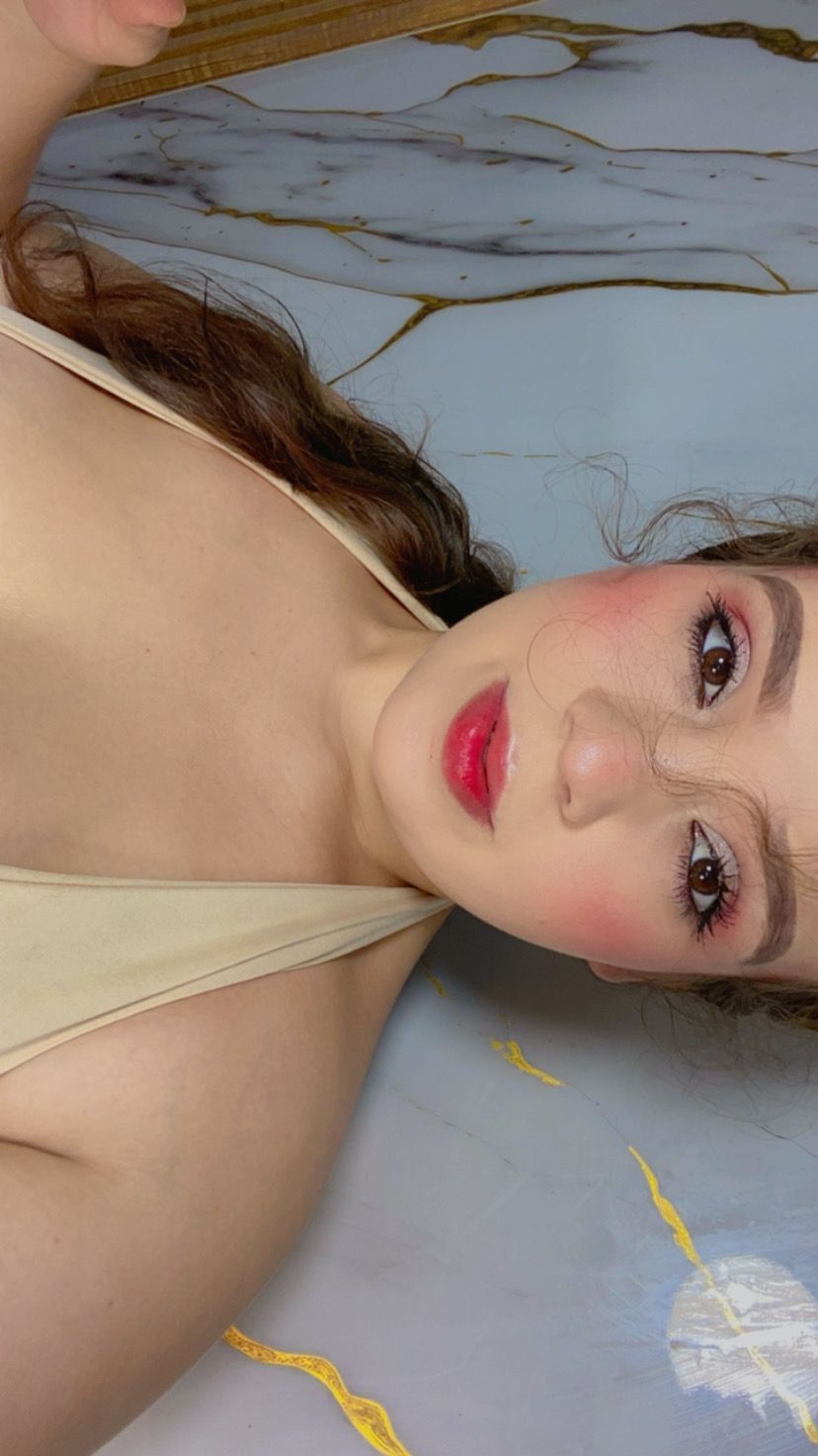 Artist MiiaaEvanss Foto 3