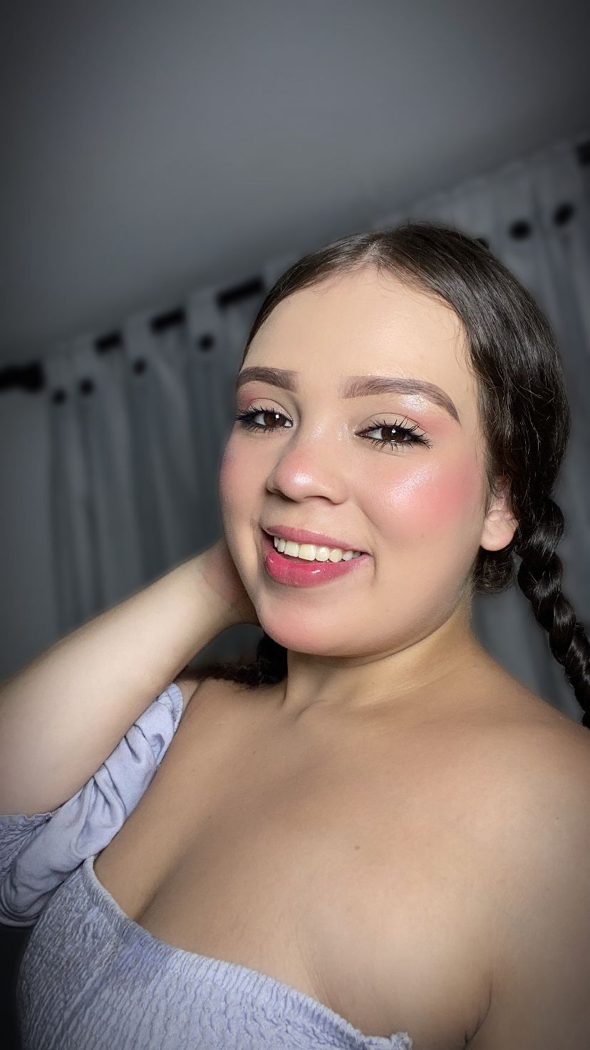 Intérprete MiiaaEvanss Foto 3