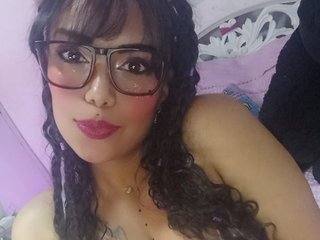 Imagen de perfil de modelo de cámara web de NatashaBrunnette