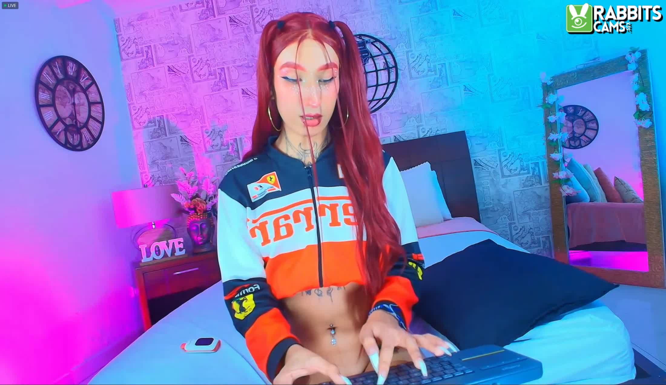 Artist Eli_Bluee Video 1