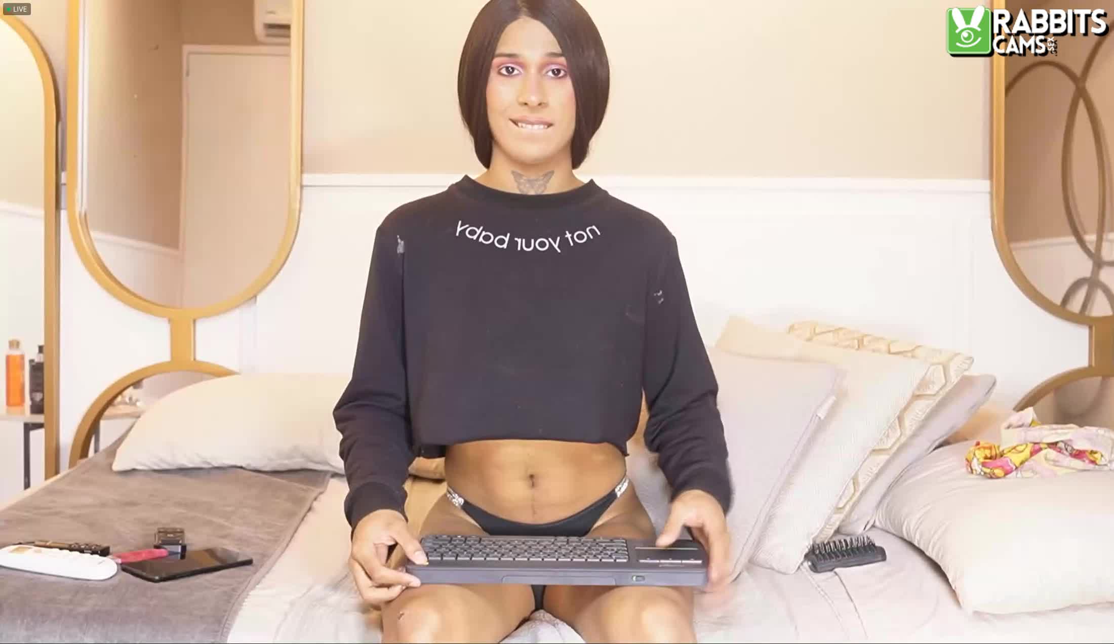 Utøver SuzzieCox Video 1