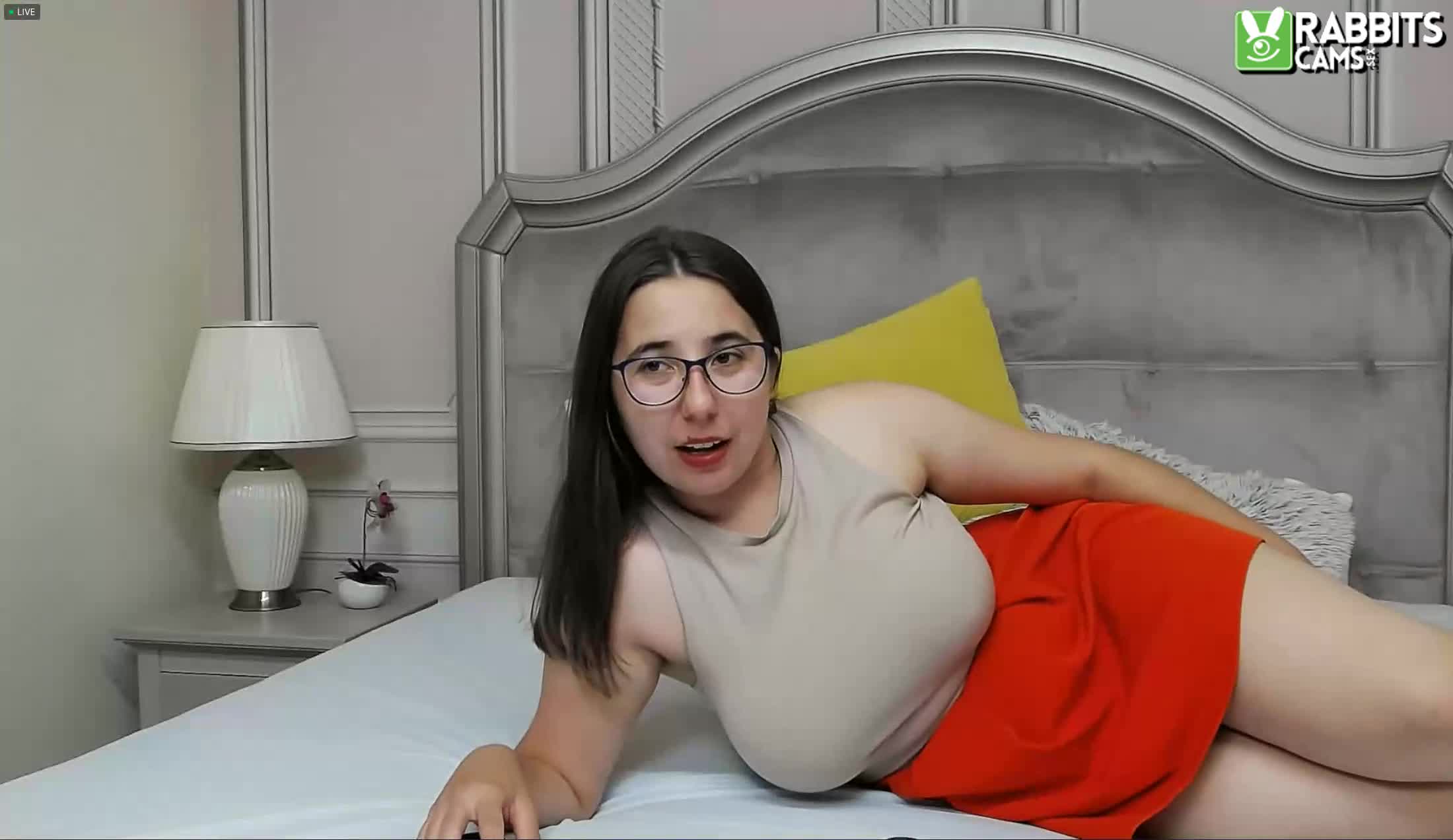 Interprete HAZELs Video 1