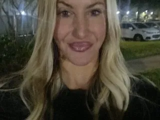 Profilbilde av MayaRoseXXX webkamera modell