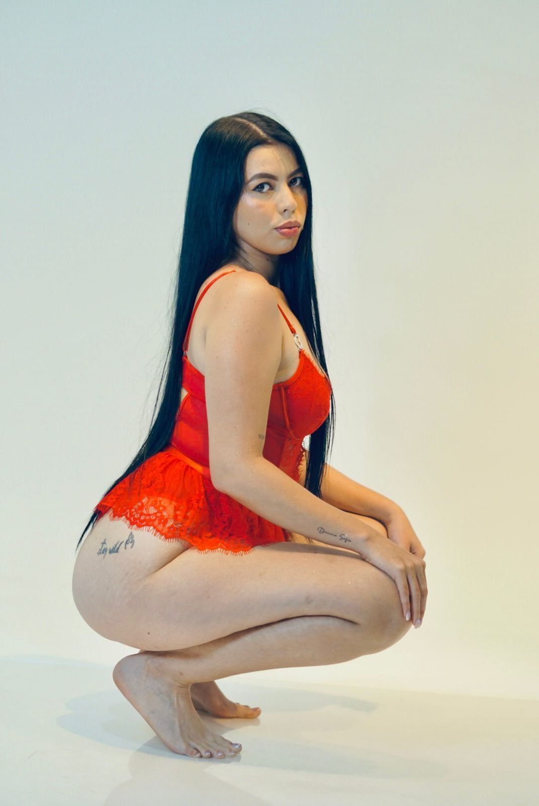 Performer MilaaStorm Photo 2