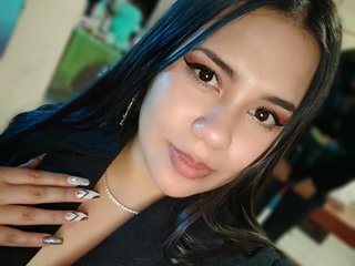 Imagen de perfil de modelo de cámara web de Bellaybrayan