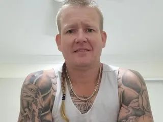 Image de profil du modèle de webcam BennyinBrissy69