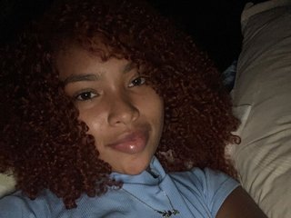 Camilahot33 immagine del profilo del modello di cam