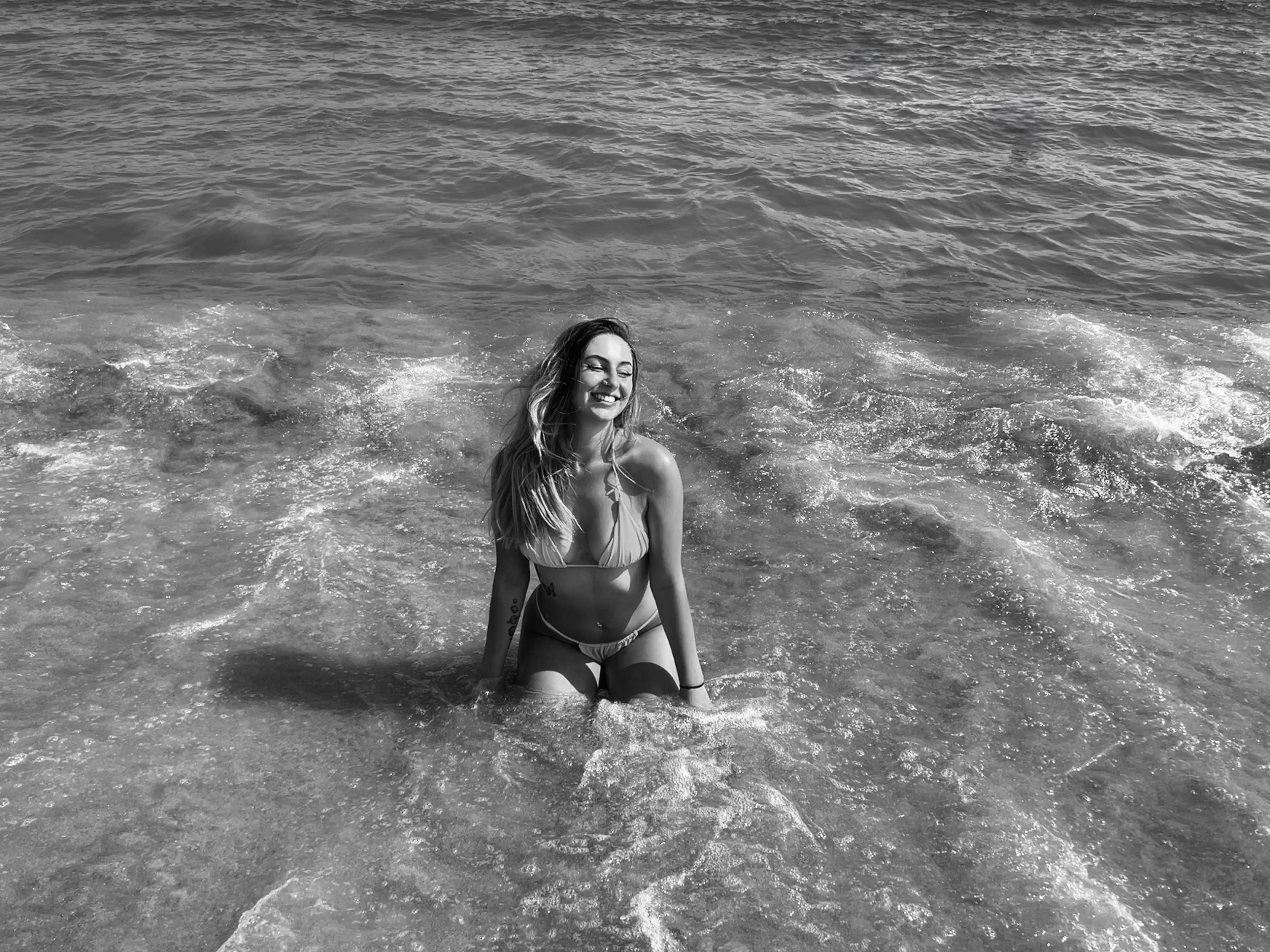 Interprète Anaztazziiaa Photo 2