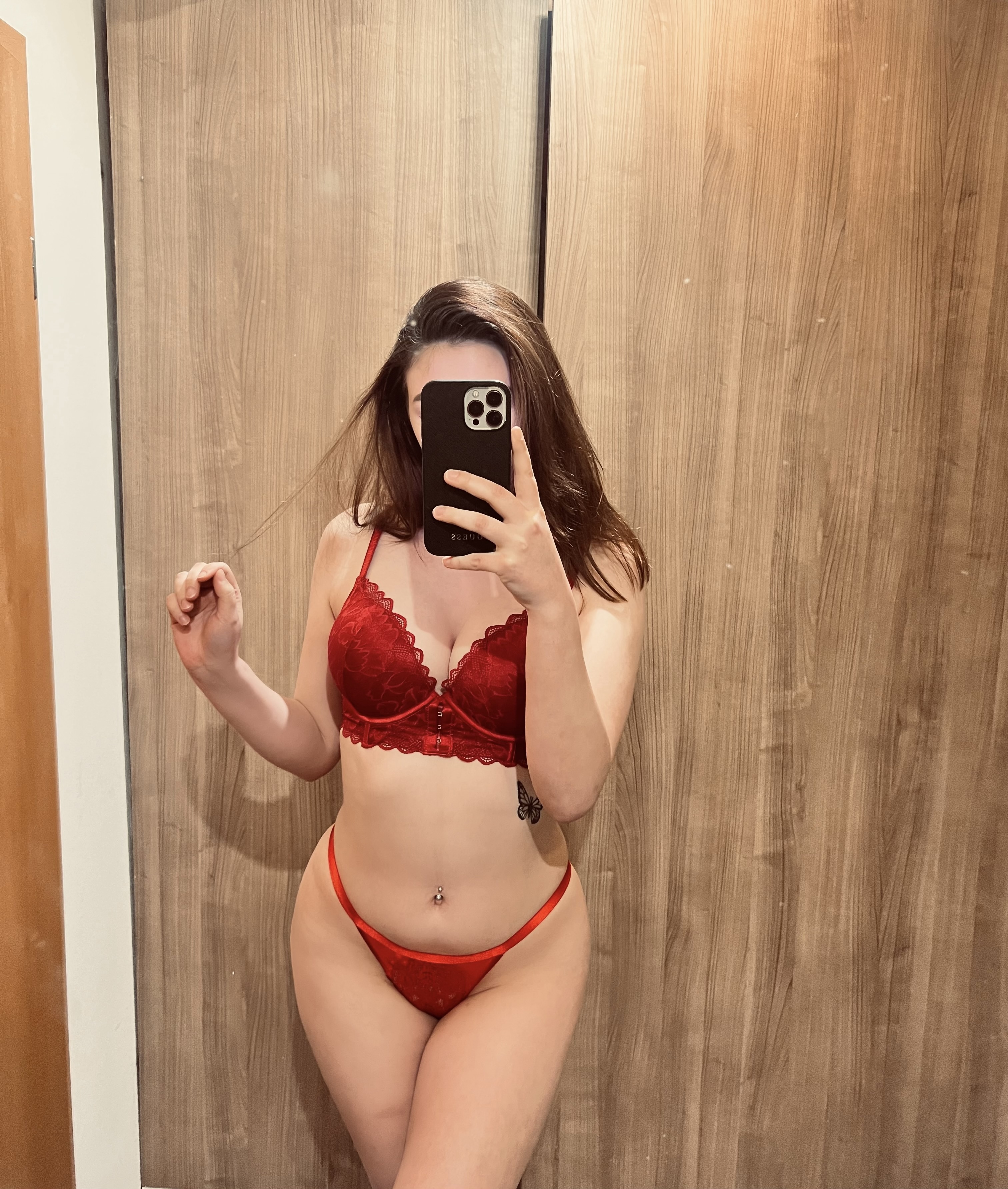 Interprète Anaztazziiaa Photo 3