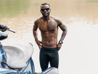 santiblack Profilbild des Cam-Modells 