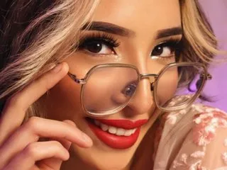 EmmiliaBons profielfoto van cam model