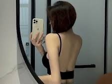 Min217 profielfoto van cam model 