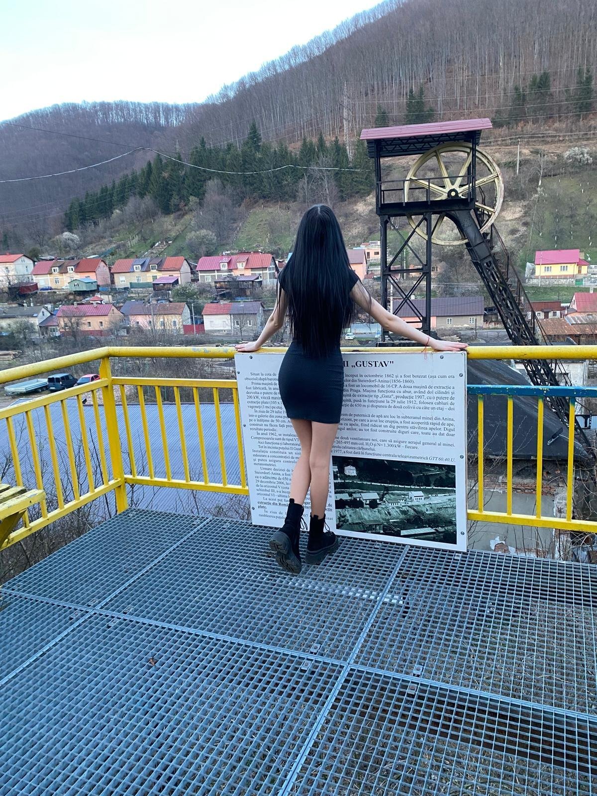Intérprete JENIYFER Foto 1