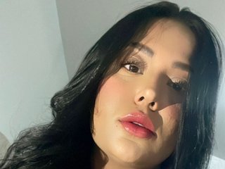 Imagen de perfil de modelo de cámara web de Ella_Montiel