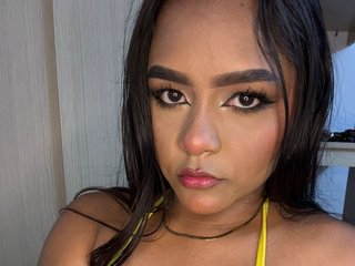 Imagen de perfil de modelo de cámara web de SashaStormi