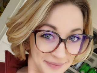 Image de profil du modèle de webcam MaddieSaintRae