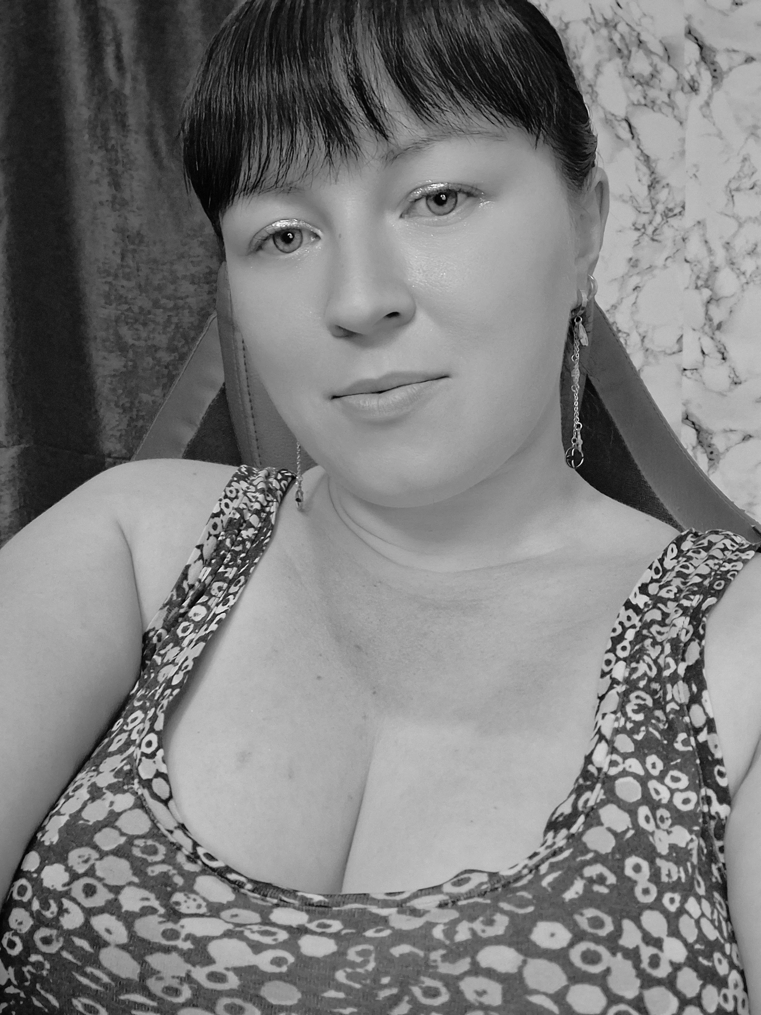 Interprete Pretty_girllll Foto 3