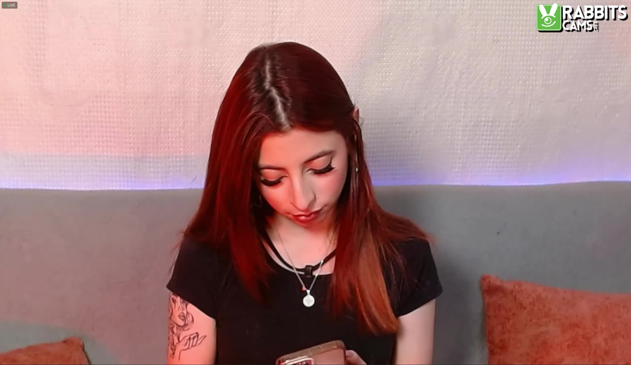 Artist SophyMaiden Video 1