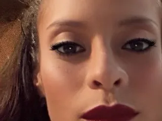 ChristinaMyarch profilbild på webbkameramodell