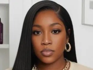 Imagen de perfil de modelo de cámara web de MoniquePalace