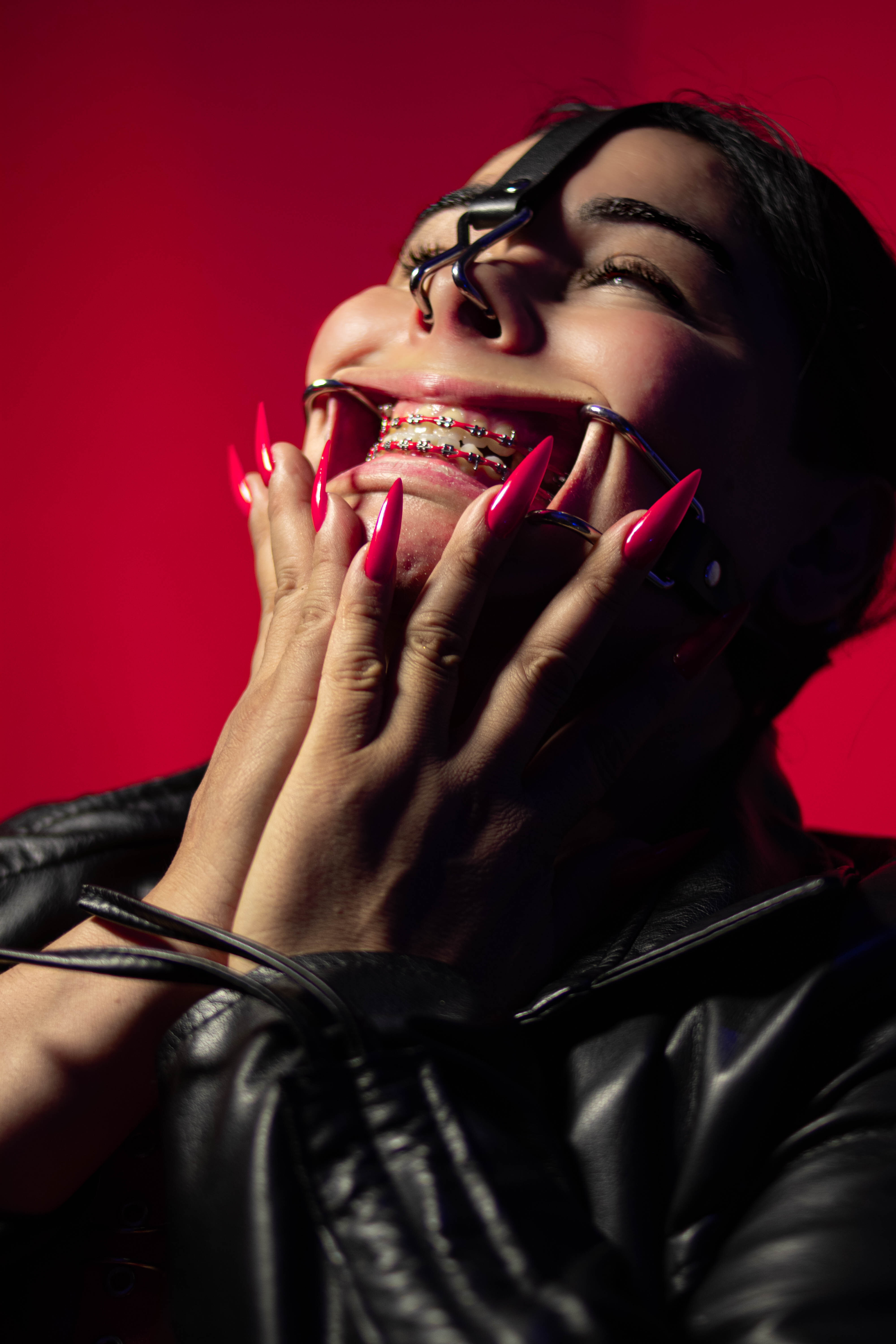 Performer aradiamiss Photo 8