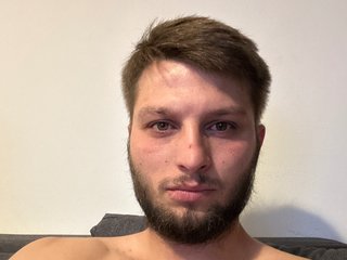Image de profil du modèle de webcam Lukkass97