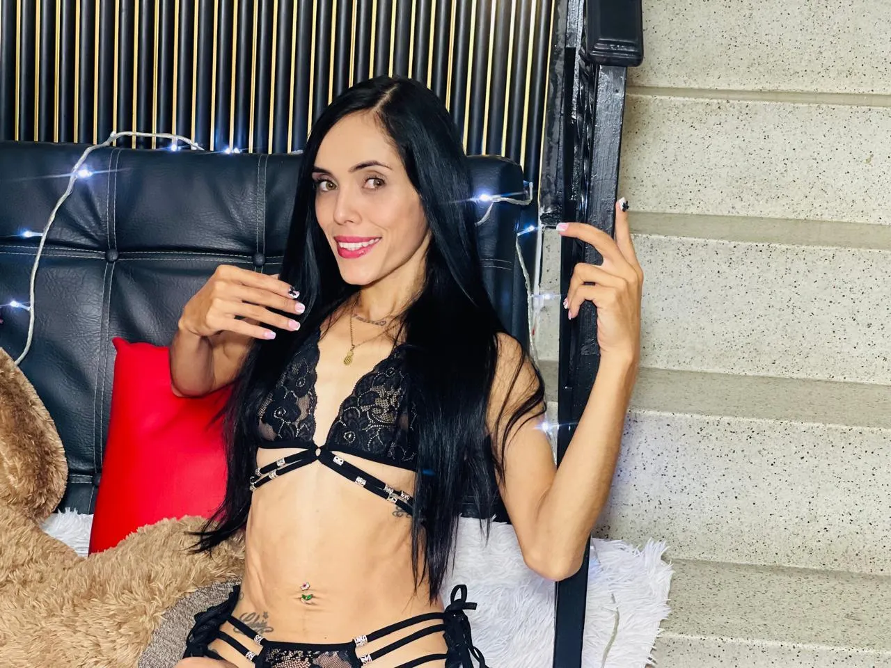 Performer Sachasin Photo 1