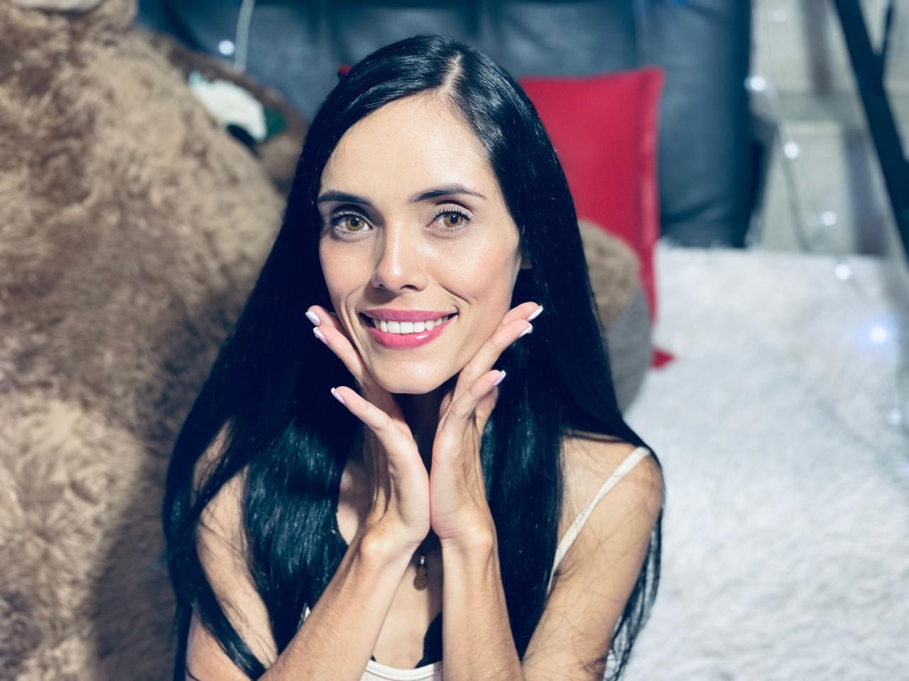 Performer Sachasin Photo 12