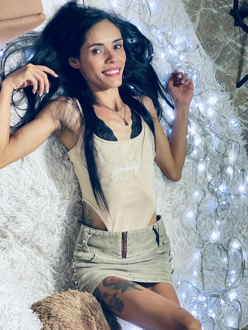 Performer Sachasin Photo 11